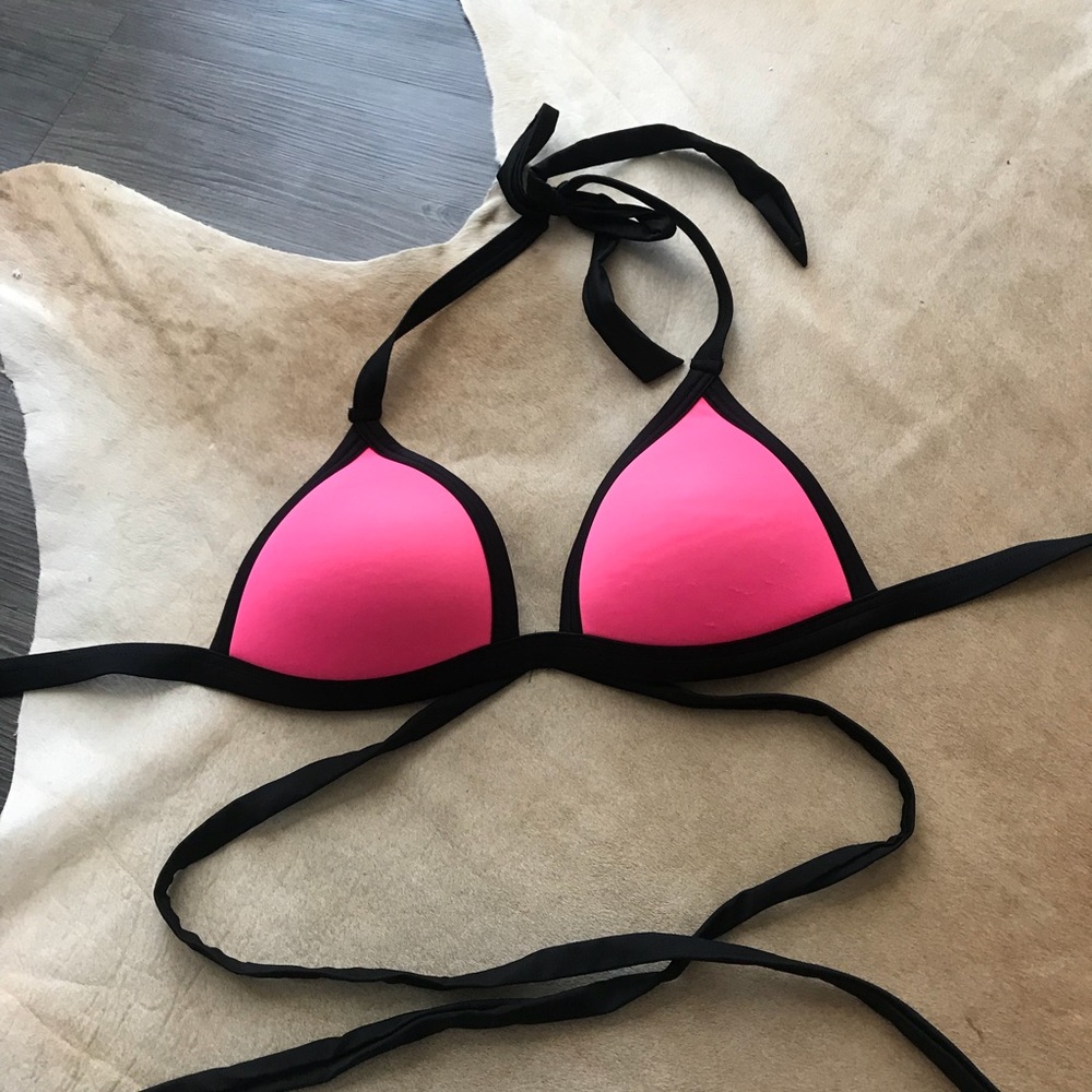Victoria Secrets Swim Tops (2)